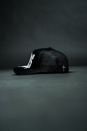 The Covenant Hat in Black