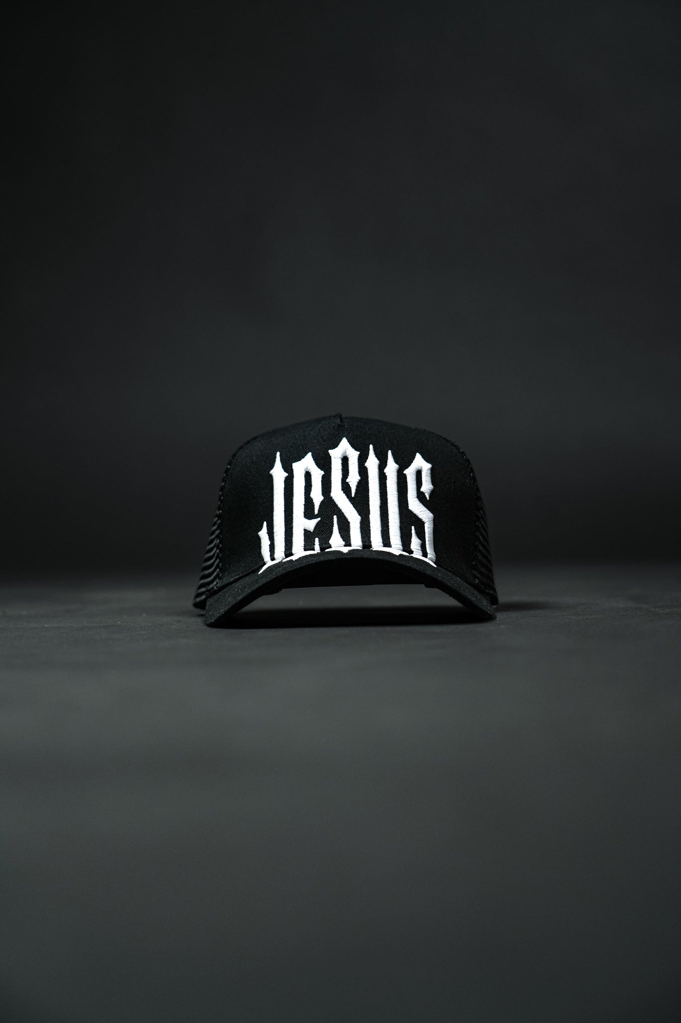 The Covenant Hat in Black