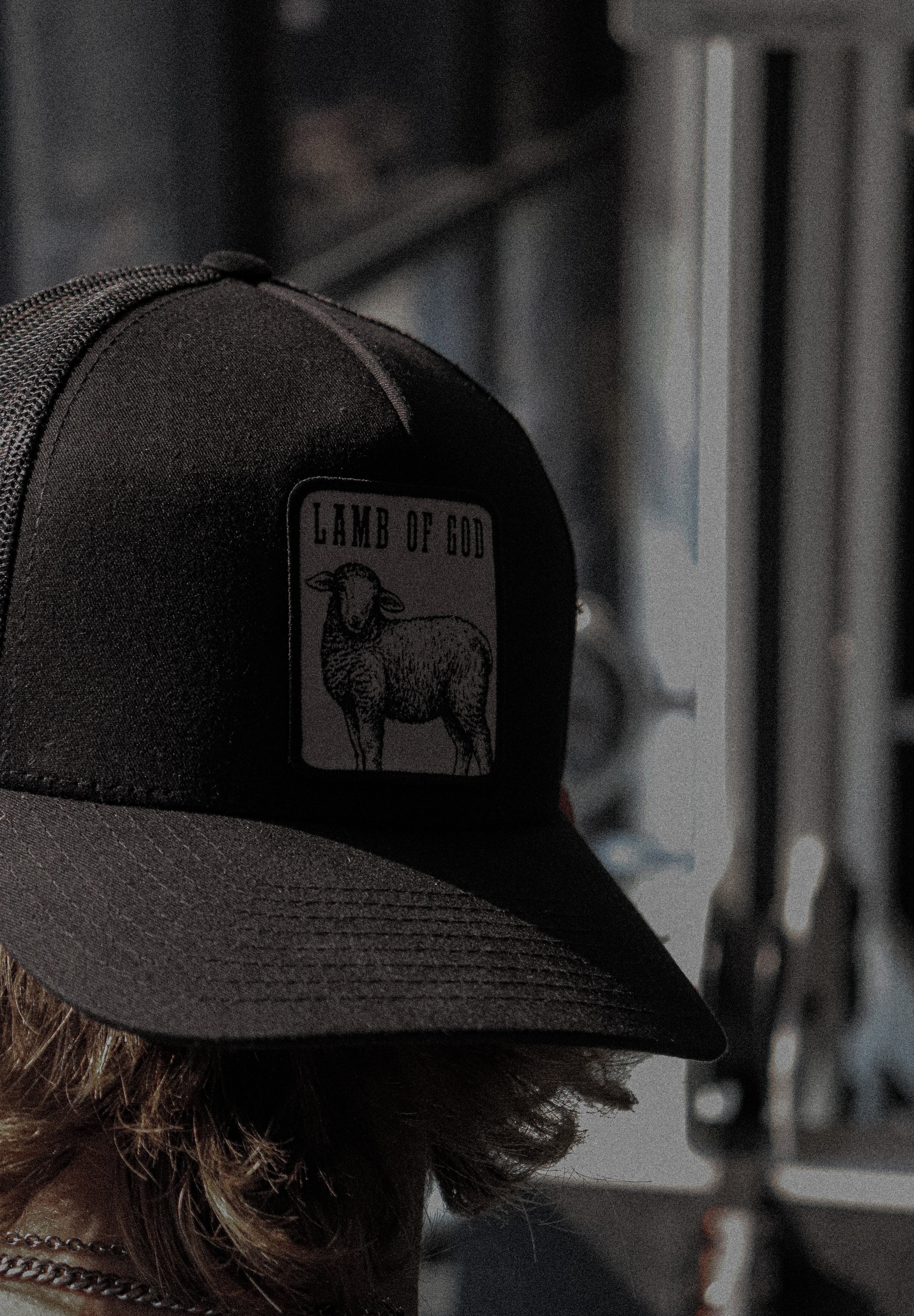 THE LAMB TRUCKER HAT IN BLACK