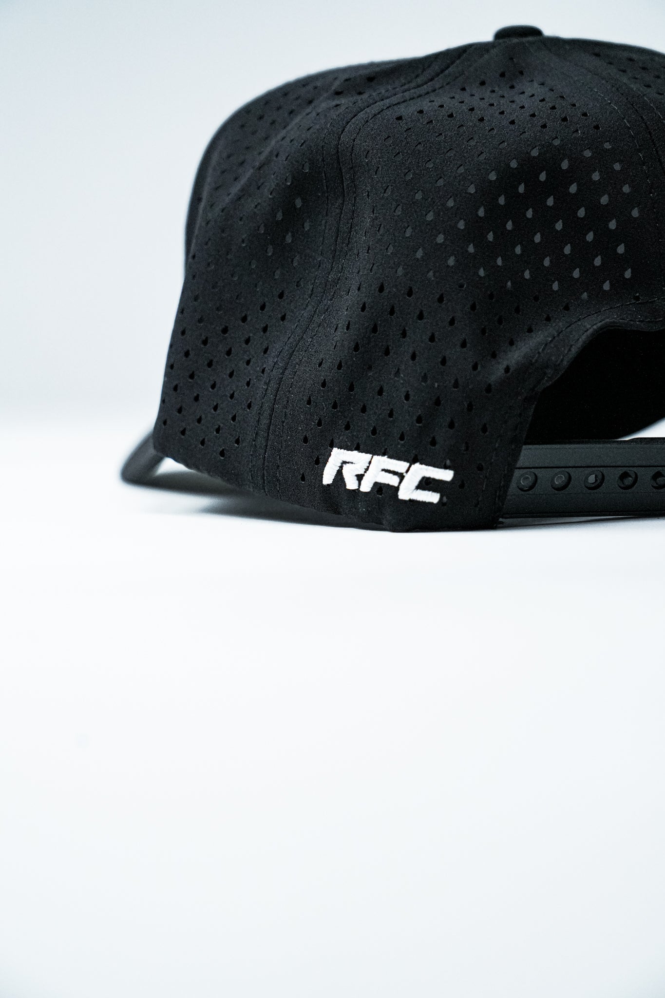 The Prize "Performance" Hat in Black