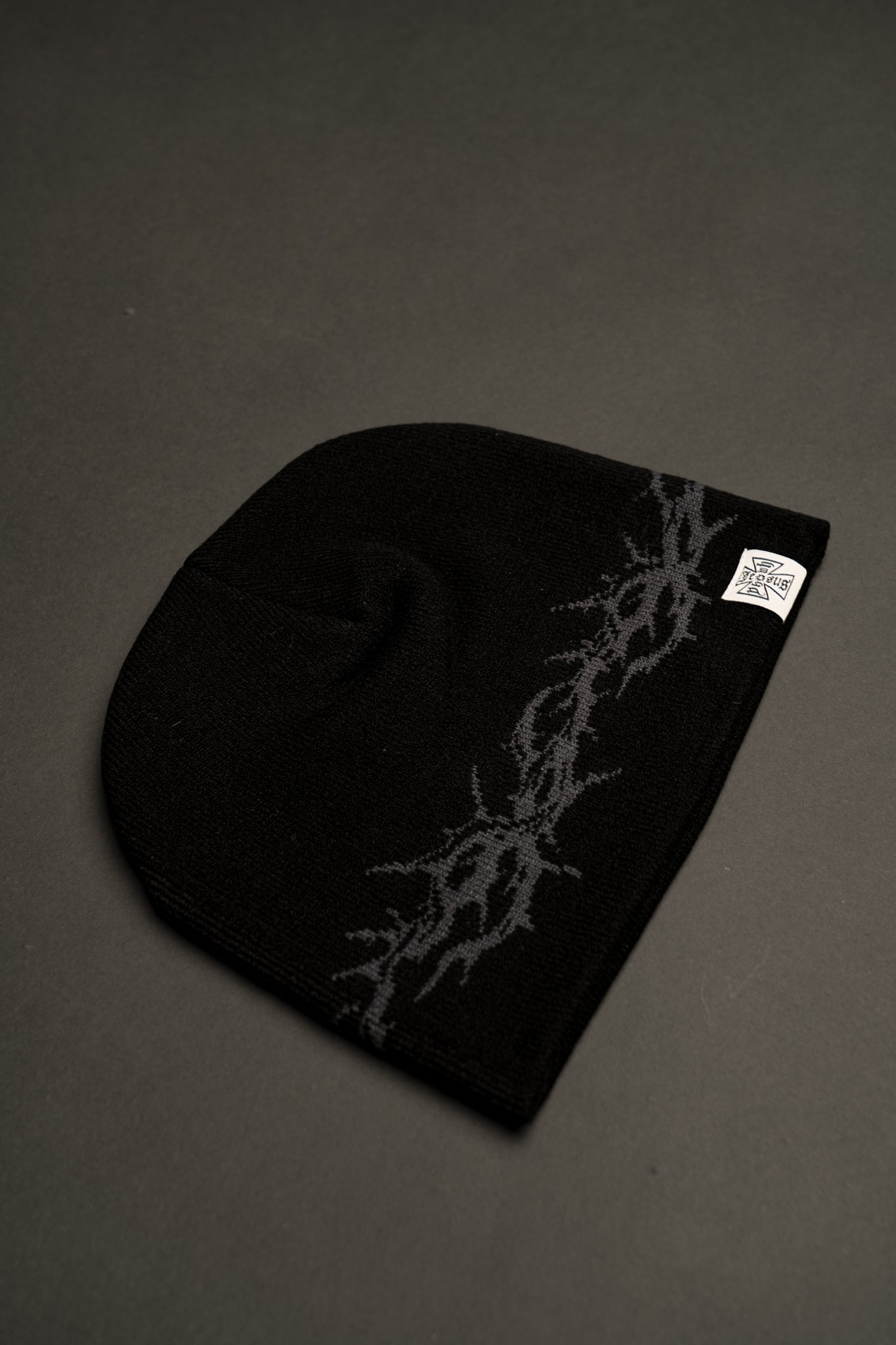 Thorns "Cap Beanie" in Black