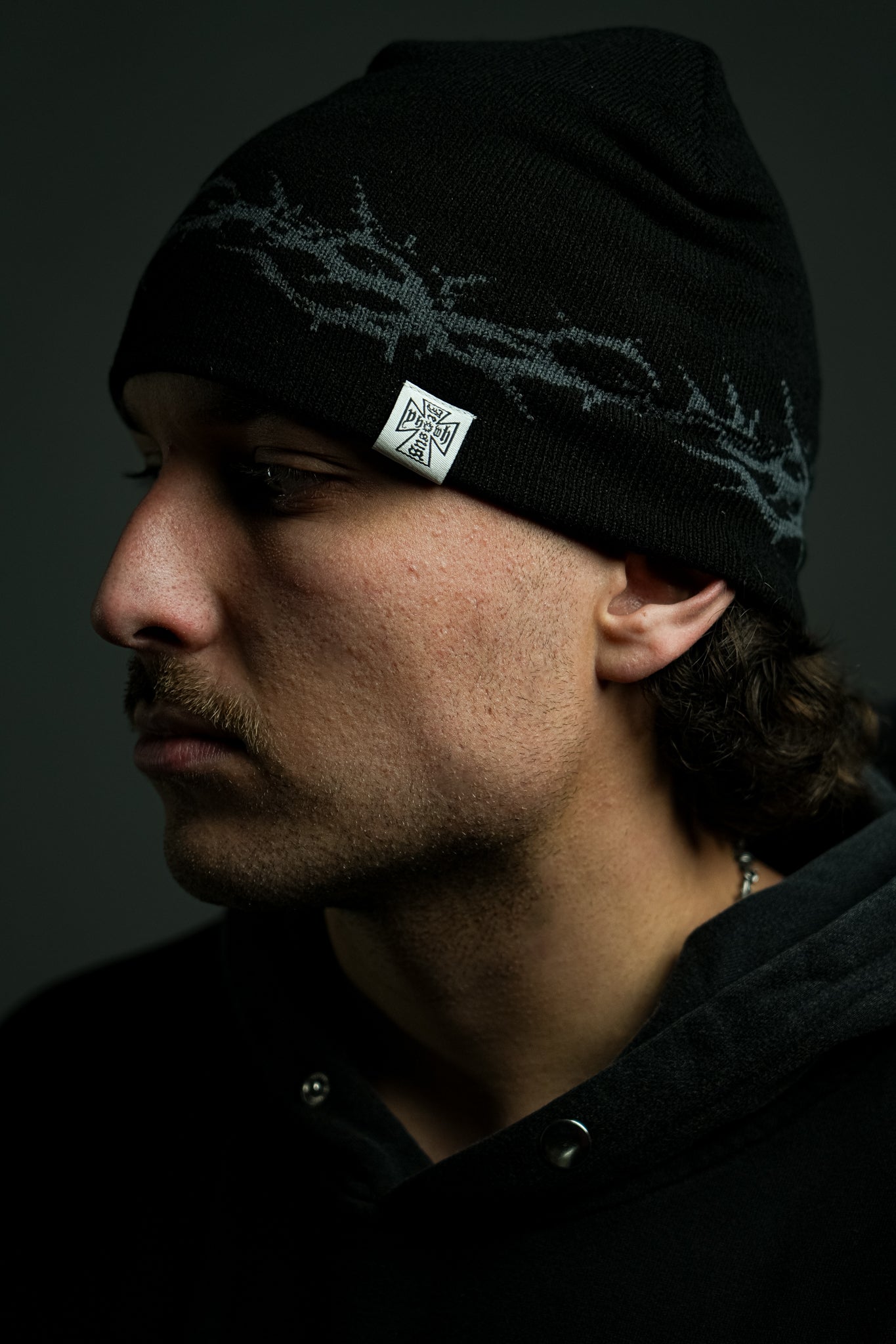Thorns "Cap Beanie" in Black